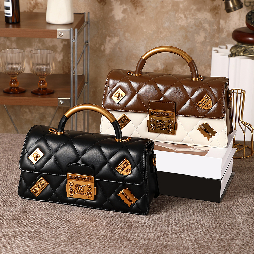 Women Bags 2026 Trends - Light luxury heavy industry high-end handbag