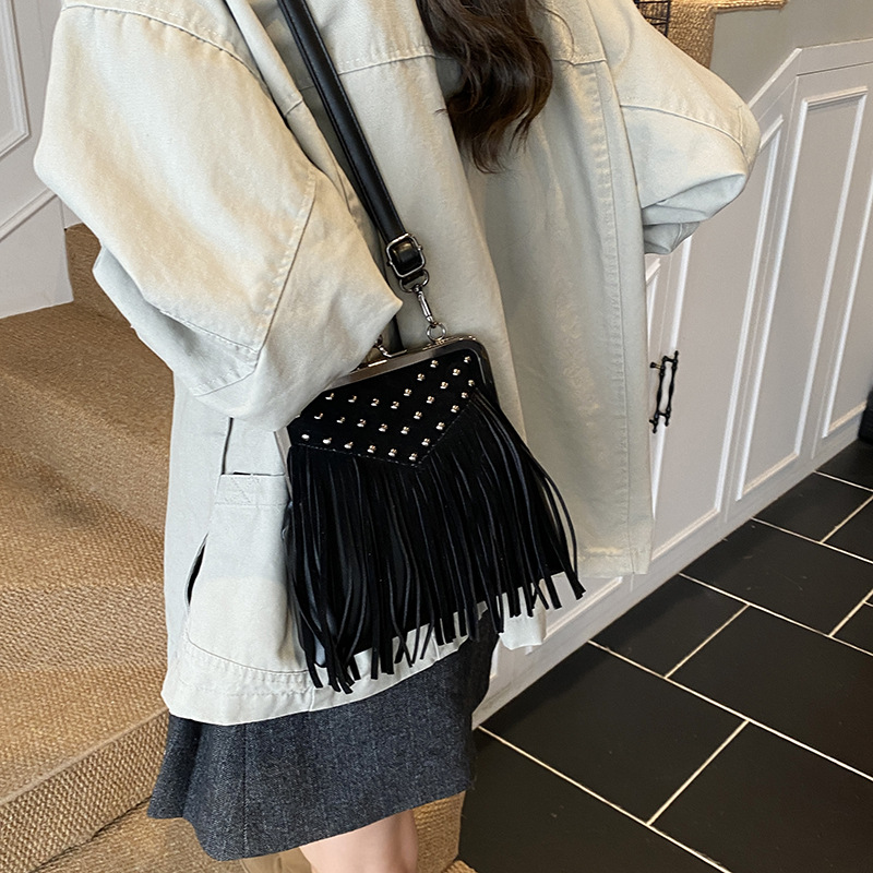 Women's Fashion Rivet Handheld - Women'S Bags New Collection บทวิจารณ์และราคา