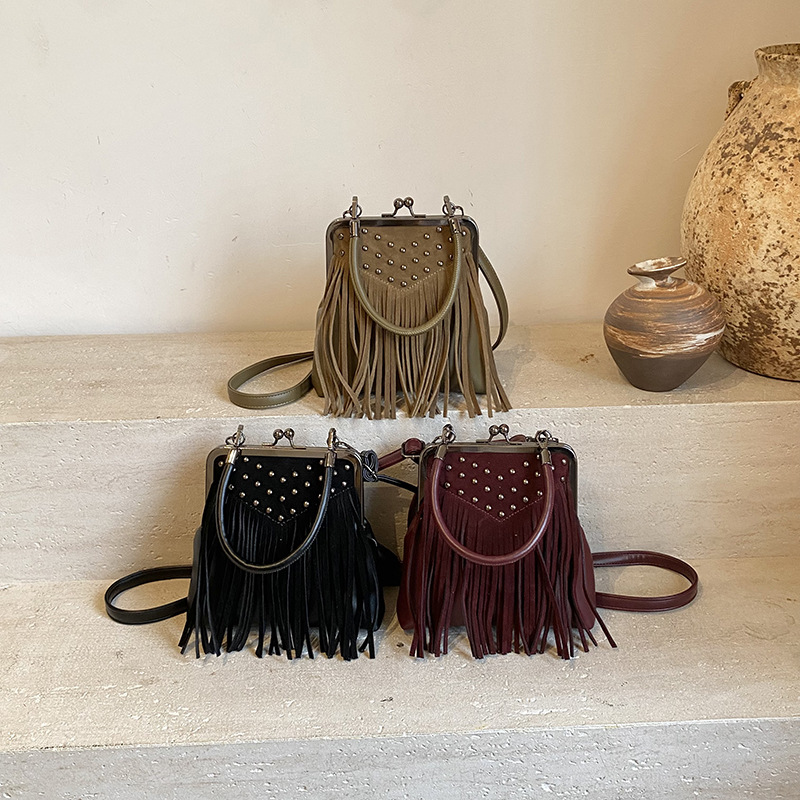 Women's Fashion Rivet Handheld - Women'S Bags New Collection บทวิจารณ์และราคา