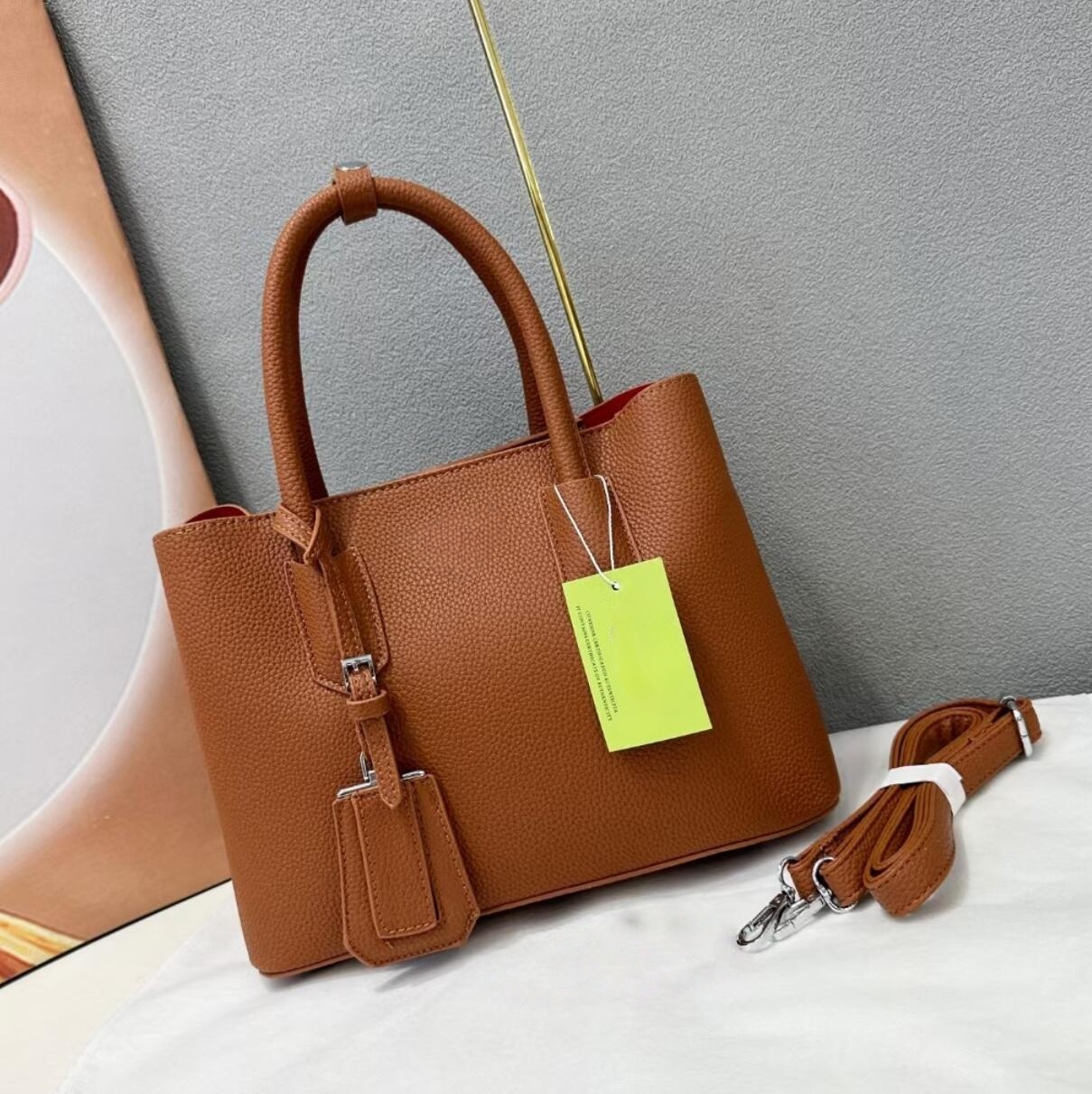 Black Grained Leather Tote Bag - Women Bags Prada บทวิจารณ์และราคา