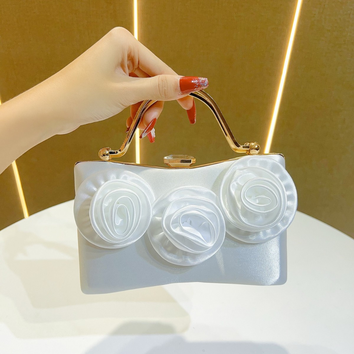 New Silk Evening Clutch Women’ - Women'S Bags New Look บทวิจารณ์และราคา
