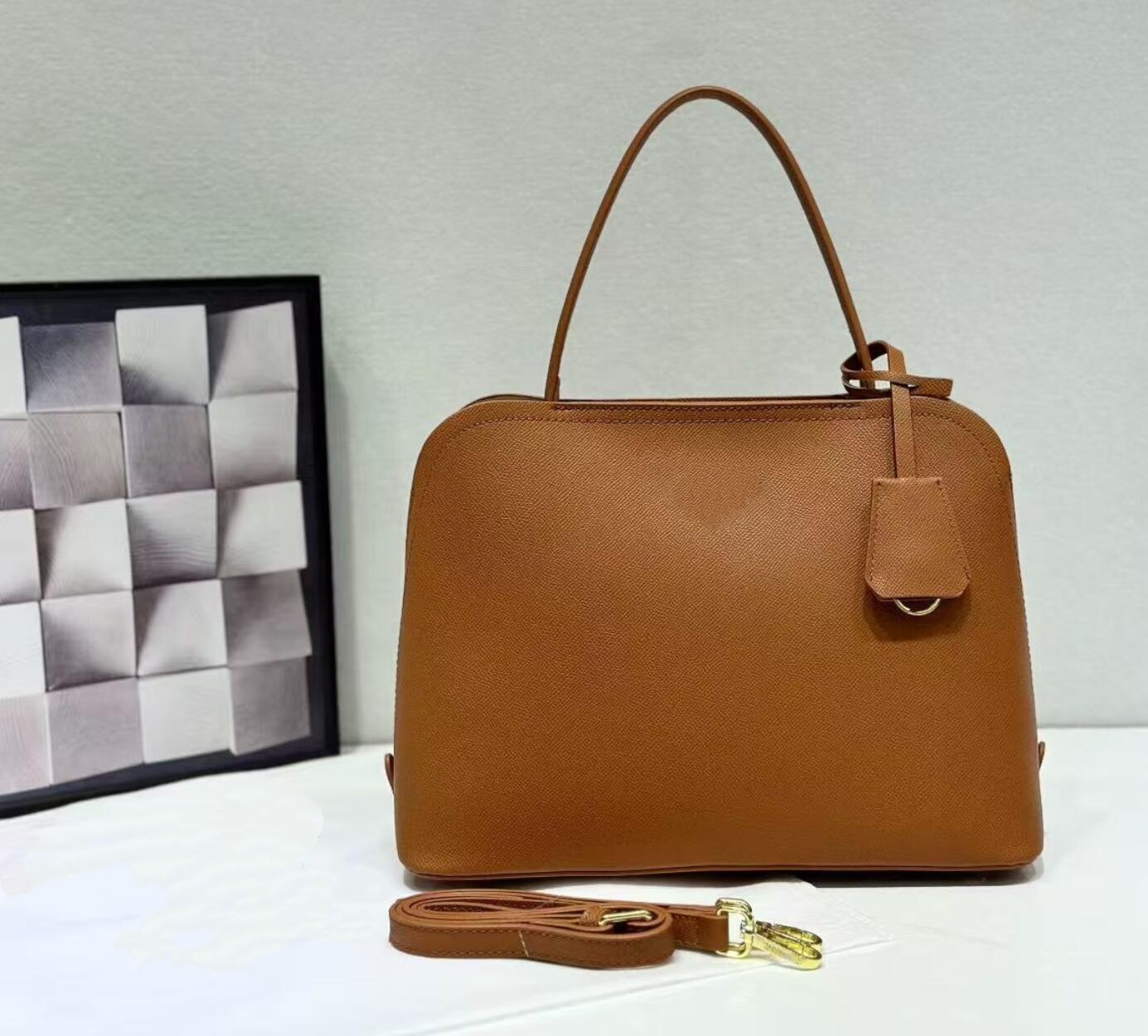 High-quality Blush Pink Saffia - Women Bags Prada บทวิจารณ์และราคา