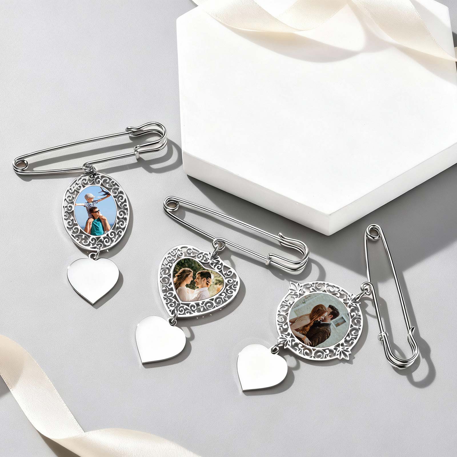 Custom Picture Badge Brooches  - Women Bags Pictures บทวิจารณ์และราคา
