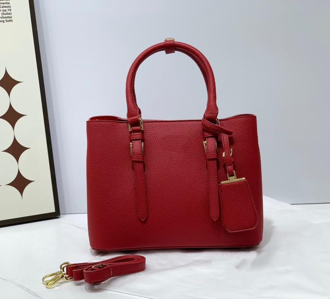 Black Leather Top Handle Tote  - Women Bags Prada บทวิจารณ์และราคา