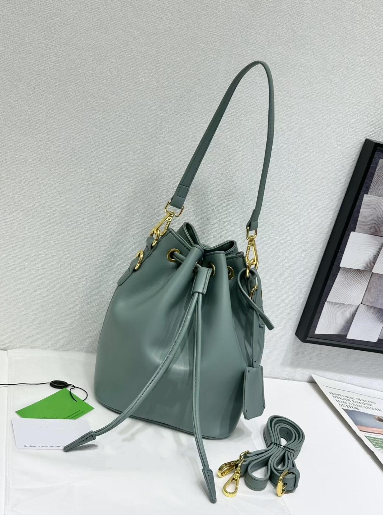 2026 New Soft Dusty Rose Leath - Women Bags Prada บทวิจารณ์และราคา