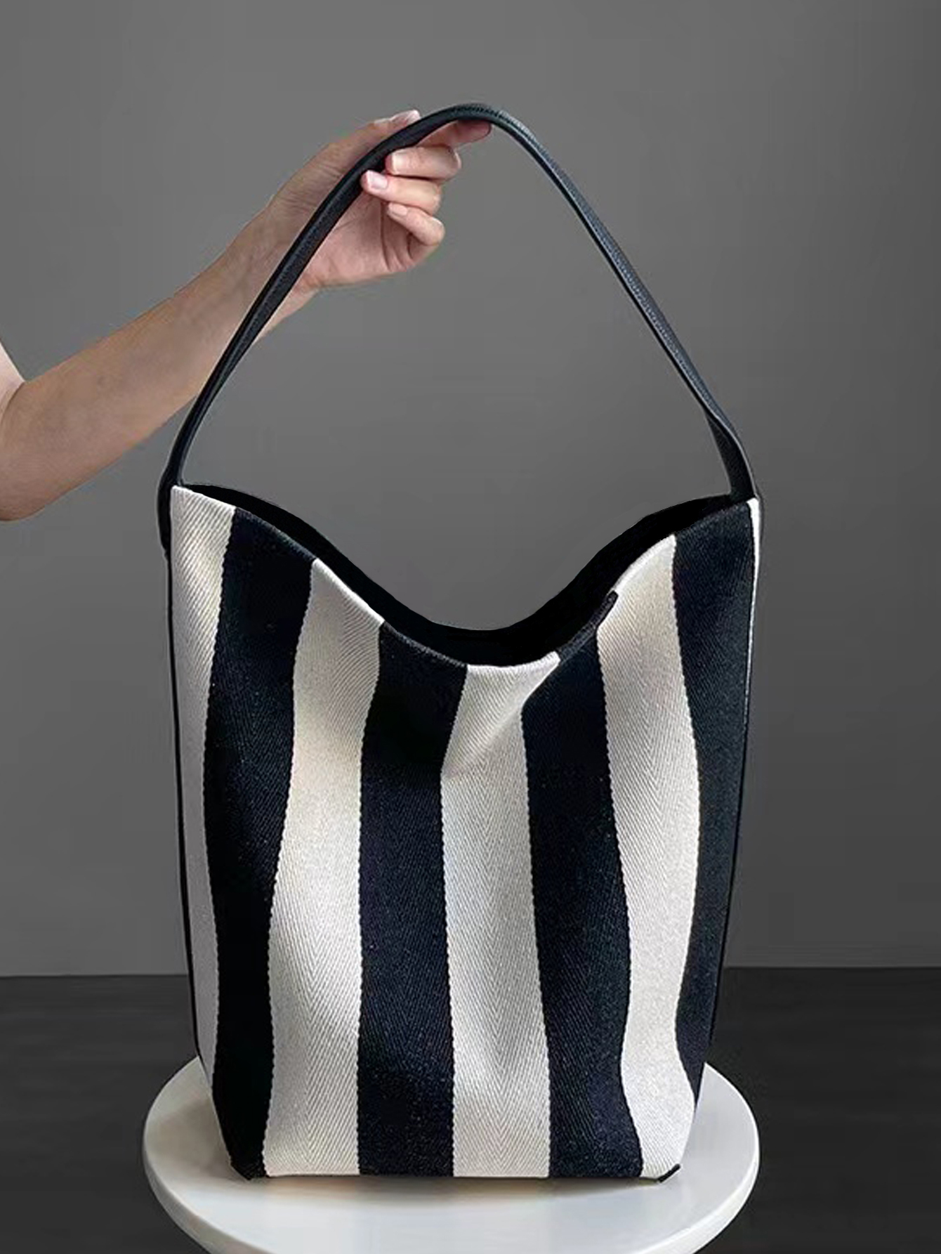 Niche striped canvas bucket ba - Women Bags Prada บทวิจารณ์และราคา