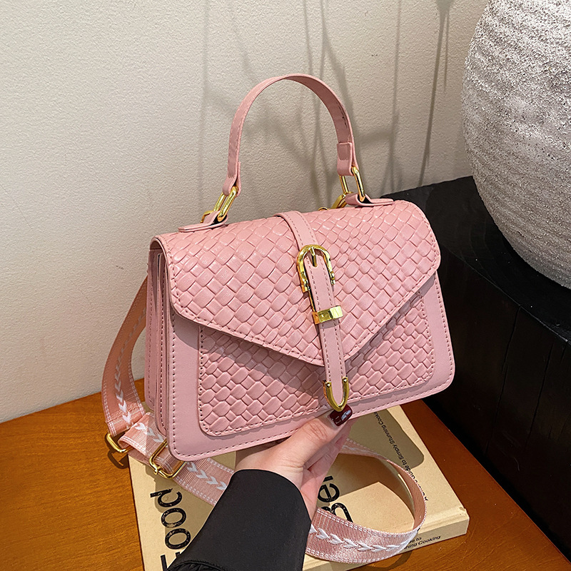 High Looks and Fashionable Spr - Women'S Bags New Look บทวิจารณ์และราคา