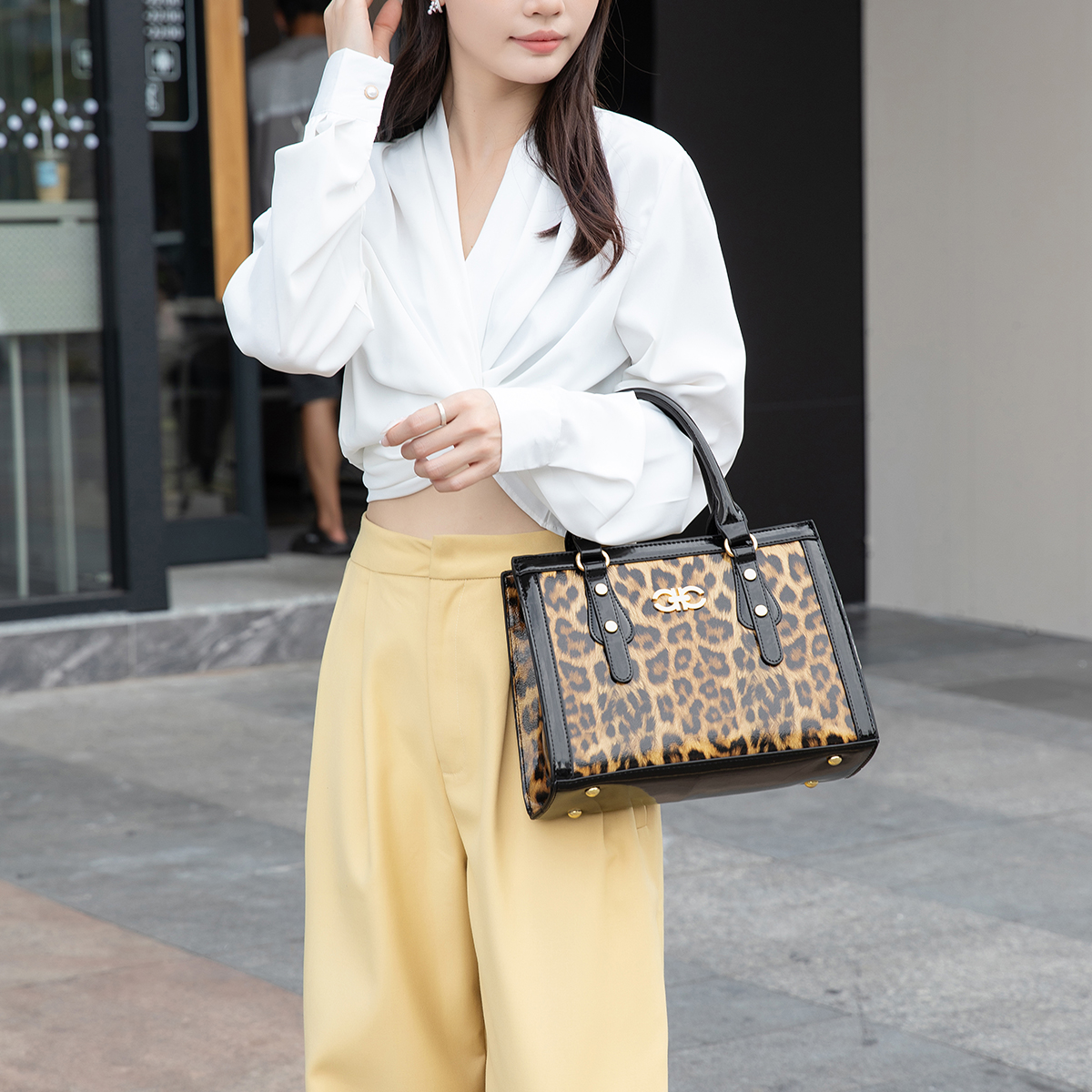 Fashionable Leopard Print Hand - Women Bags For Office Use บทวิจารณ์และราคา